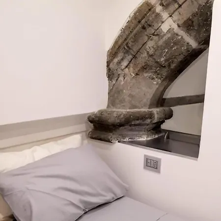 Apartament Vecchia Santa Maria La Nova Neapol